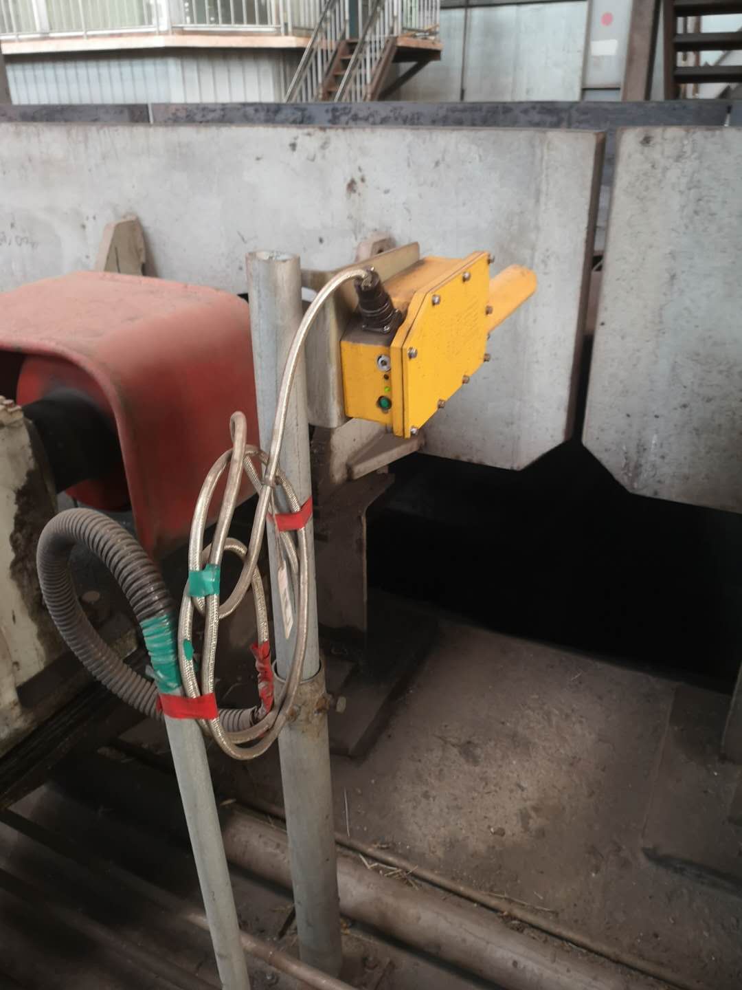 熱金屬檢測(cè)器在型鋼的應(yīng)用